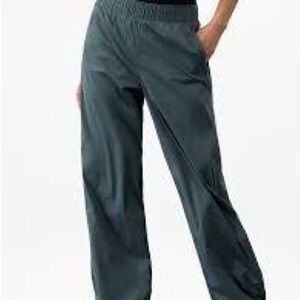 NWT Athleta Rise Pant - Blue (Eden) - Small Tall